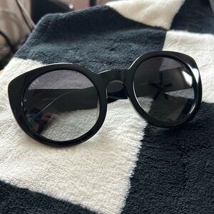 DIFF black sunglasses